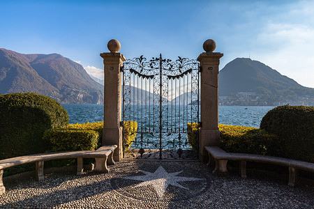 秋天加摄影照片_从 Cancelo sul Lago di L 门看卢加诺湖全景