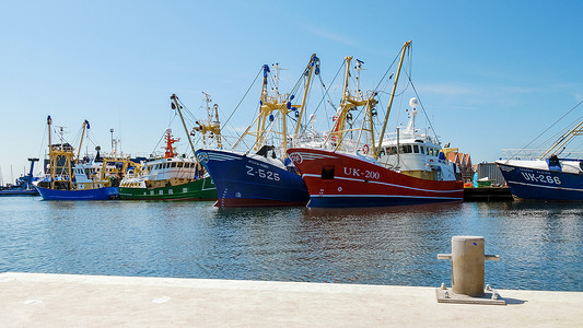 Urk Flevoland 荷兰 2017 年 5 月 Urk 荷兰渔港与渔船 Urk 渔村