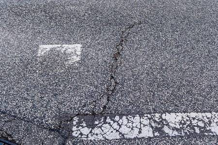 不同街道和道路沥青表面的详细视图