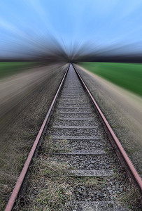 高速铁路轨道的透视图递减