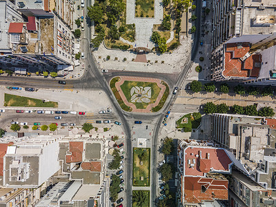 塞萨洛尼基，希腊 Agia Sofia 广场的空中无人机视图。