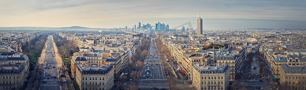 空中巴黎城市景观全景，可欣赏到法国拉德芳斯都市区。