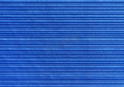 蓝色抽象条纹图案墙纸背景，纸张纹理与水平线