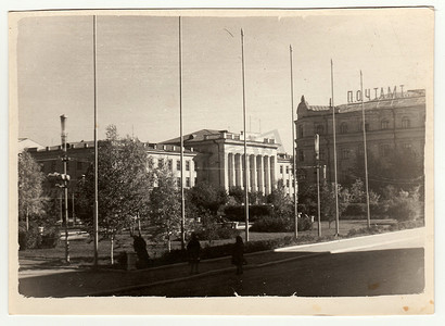 社会主义社会摄影照片_复古照片显示苏联令人印象深刻的建筑。