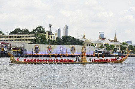 皇家驳船游行的大训练，拉玛十世皇家加冕典礼的最后一场皇家仪式。