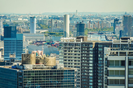 从世界贸易中心大楼看到的东京市（海边顶部）