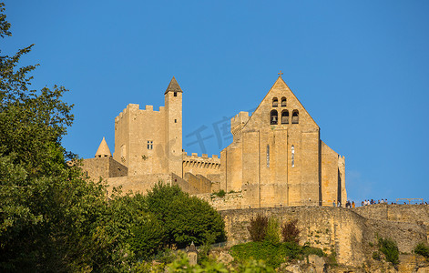 贝纳克多尔多涅城堡