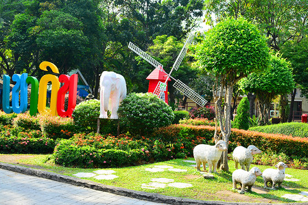 考斯特摄影照片_泰国曼谷考丁公园的杜斯特动物园欢迎标志