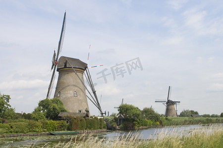 荷兰风车和运河