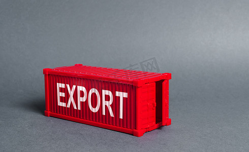 出口全球摄影照片_带有出口字样的红色货物运输集装箱。