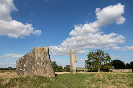 英格兰埃夫伯里的新石器时代立石。 