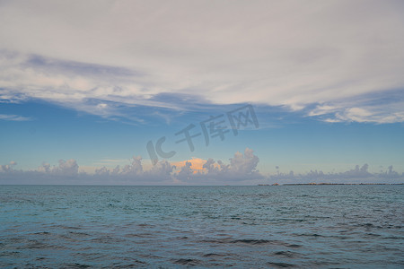 墨西哥的蓝色加勒比海，金塔纳罗奥州