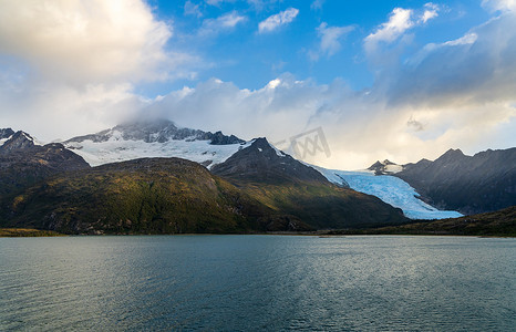 智利比格尔海峡的霍兰达或荷兰冰川