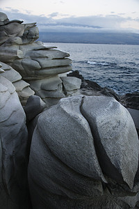 极氪0013摄影照片_岩石海岸。