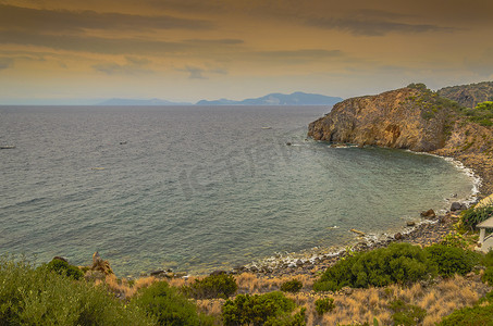 与海滩和海洋 panarea 的全景海岸线