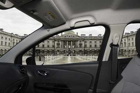 英国地标摄影照片_英国伦敦萨默塞特宫的车窗