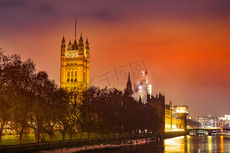 威斯敏斯特宫夜景（英国伦敦）