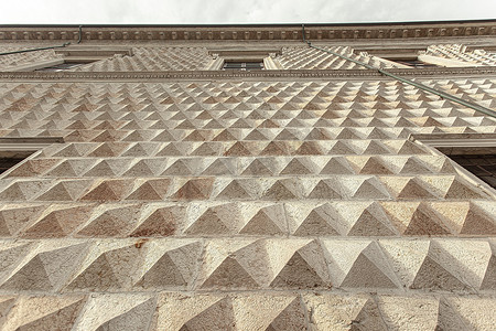 佐迪亚摄影照片_意大利费拉拉 Palazzo dei Diamanti 细节 2