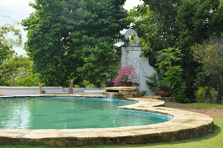 菲律宾黎刹安蒂波洛平托艺术博物馆游泳池