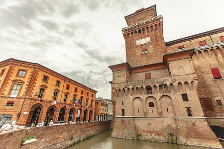 意大利历史名城费拉拉中世纪城堡 12