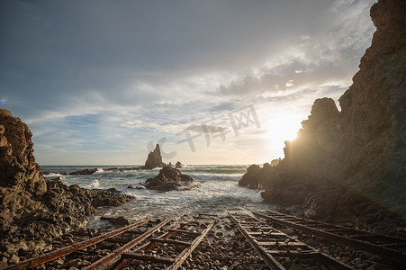 Cabo de Gata-Níjar 自然海陆公园是位于安达卢西亚阿尔梅里亚省的西班牙自然保护区。