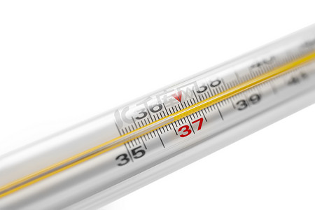 水银温度计显示正常人体温度 - 36.6。