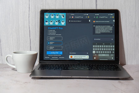 格但斯克摄影照片_波兰格但斯克 — 2023 年 3 月在笔记本电脑 MacBook Apple 的屏幕上聊天 GPT 应用程序图标。
