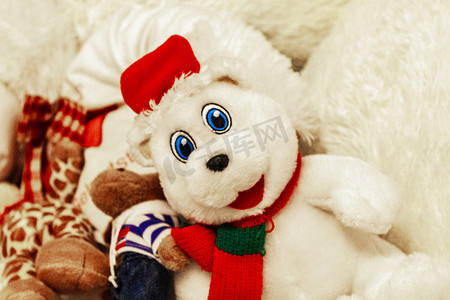 德国家里的白色大毛绒熊毛绒玩具。