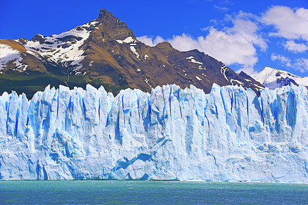 佩里托莫雷诺冰川在埃尔卡拉法特，阿根廷巴塔哥尼亚