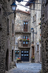 泰加摄影照片_西班牙加泰罗尼亚 Rupit 中世纪村庄的街道