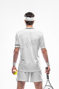 运动传单摄影照片_白色背景的网球运动员。