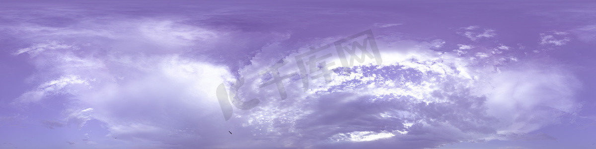 替换摄影照片_无缝 hdr 360 全景，薰衣草天空中的卷云，非常适合沉浸式游戏设计和天空替换