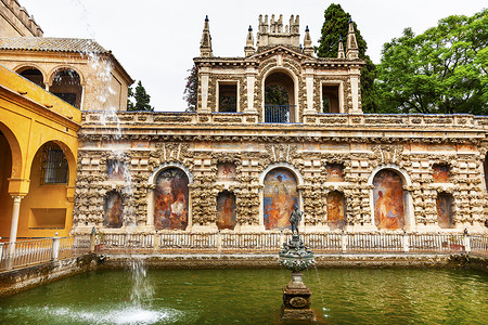 水星喷泉雕像阿尔卡萨皇宫塞维利亚