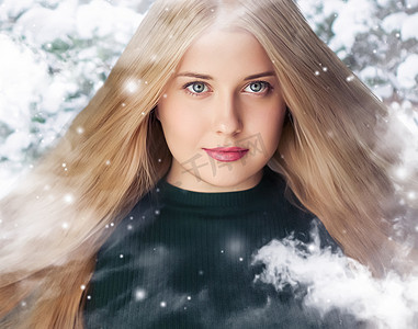 冬日美景、圣诞节和快乐的假期，在雪林中留着长发和自然妆容的美女，雪地设计为圣诞节、新年和假日生活方式肖像