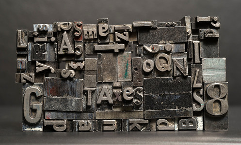 金属型印刷机排版税收排版文本字母