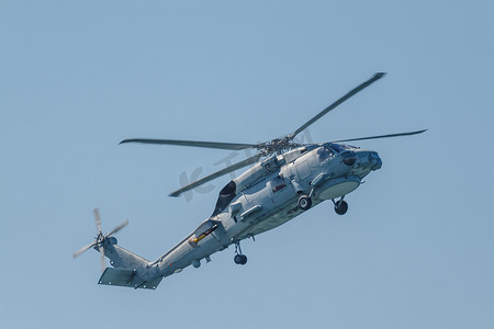 直升机 SH-60B 海鹰