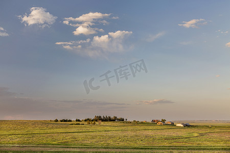大风车风车摄影照片_科罗拉多农田和大草原