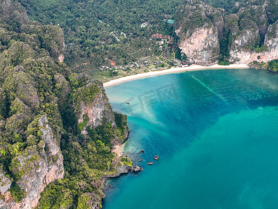 泰国甲米 Phra nang 洞穴或公主洞穴海滩的鸟瞰图