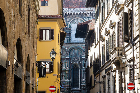 建筑外墙摄影照片_意大利佛罗伦萨的历史建筑外墙