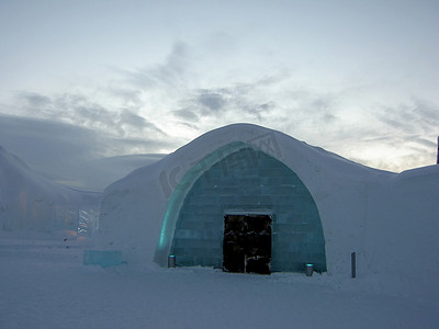 北极圈内的冰屋