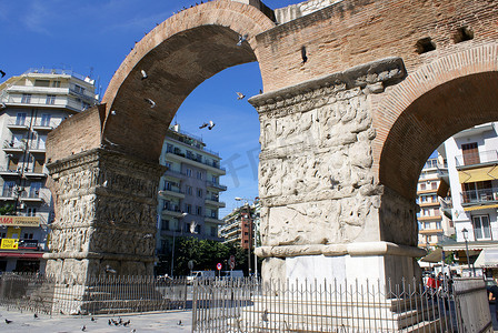 加莱里奥斯拱门