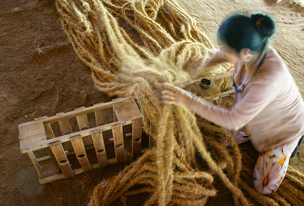亚洲工人，椰壳垫，越南语，椰子纤维