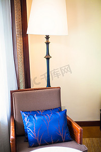 蓝色装饰枕头天然织物的特写