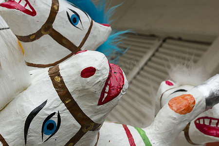 墨西哥民族玩具——纸浆马