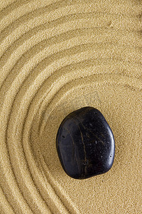 沙中的禅石