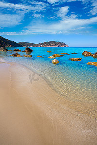 龙之谷莉亚摄影照片_Ibiza Aigues Blancas 圣欧拉莉亚阿瓜斯布兰卡斯海滩