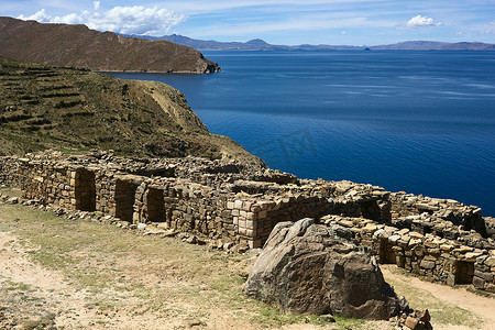 玻利维亚的的喀喀湖 Isla del Sol（太阳岛）上的 Chinkana 遗址