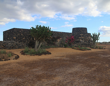 Caleta de Fuste 的古城堡。