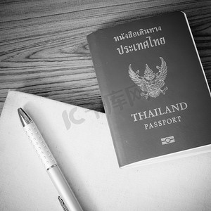 国外黑白摄影照片_泰国护照黑白色调风格