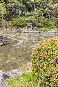 日本日式灯笼摄影照片_日式庭园